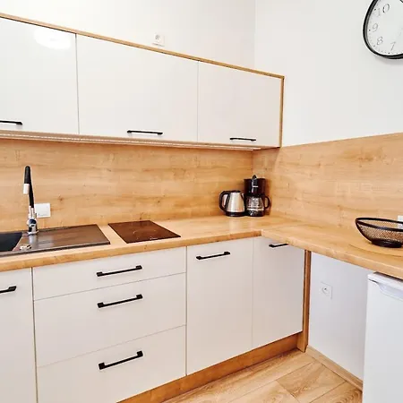 Laguna Apartament 4 *